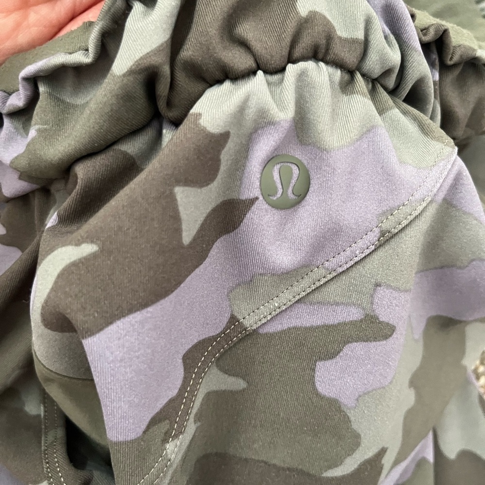Lululemon camo pants - Picture 6 of 9